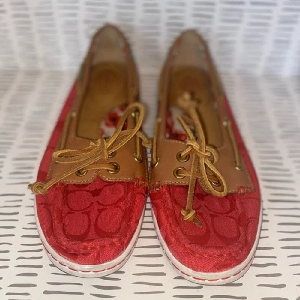 COACH “Richelle” Top Siders Boat Shoes Red‎ Logo Embossed size 7.5 - Picture 4 of 7